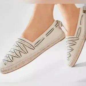 Tory Burch | Shoes | Tory Burch Ribbon Logo Flat Leather